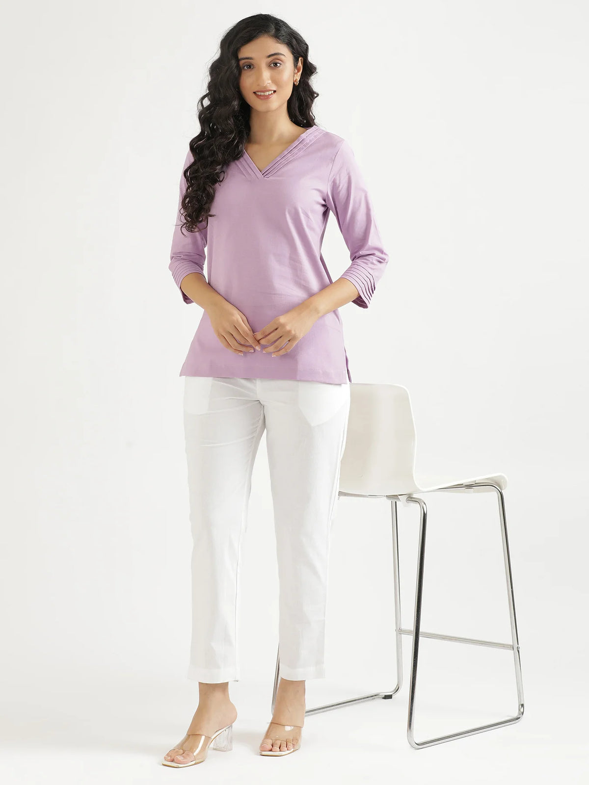 Women Lilac Airy Linen V-Neck Short Kurta