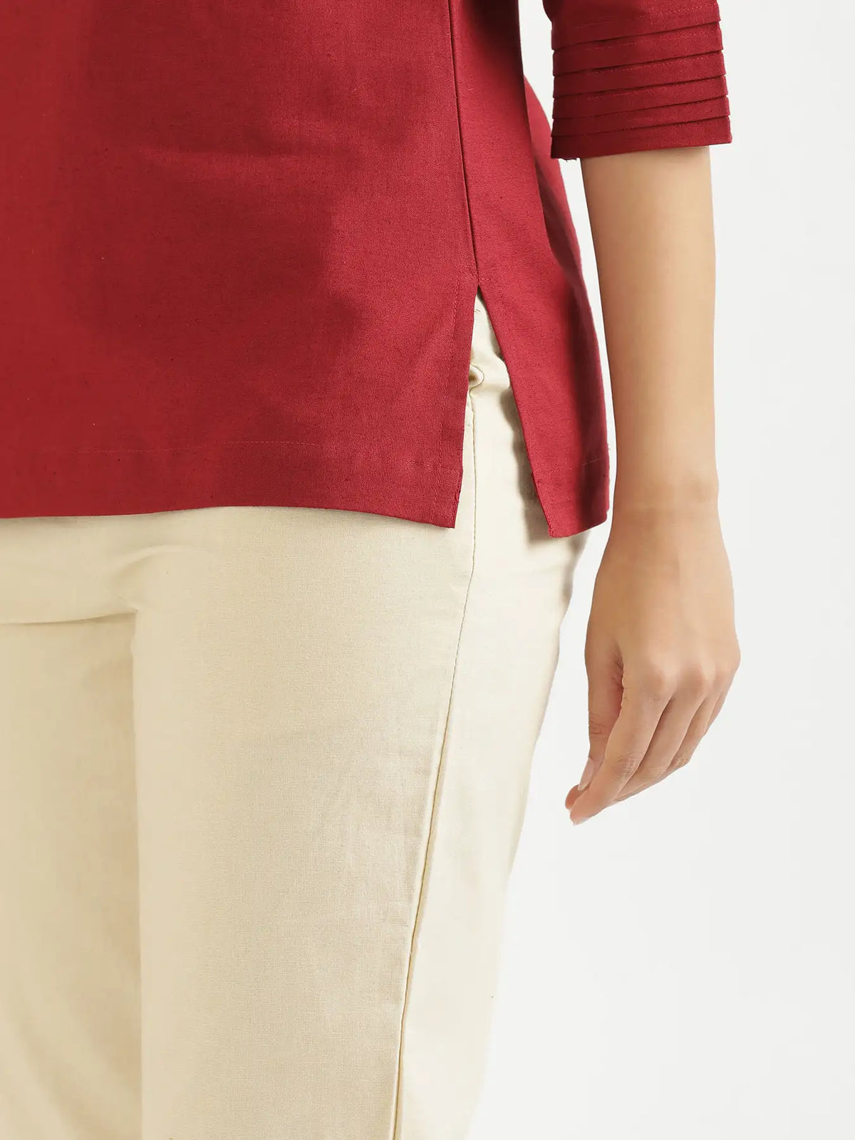 Women Maroon Airy Linen V-Neck Short Kurta