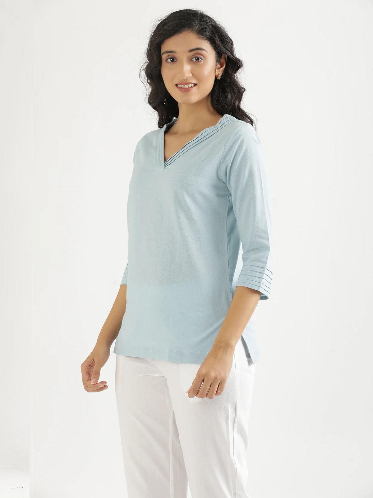Women Sky Blue Airy Linen V-Neck Short Kurta