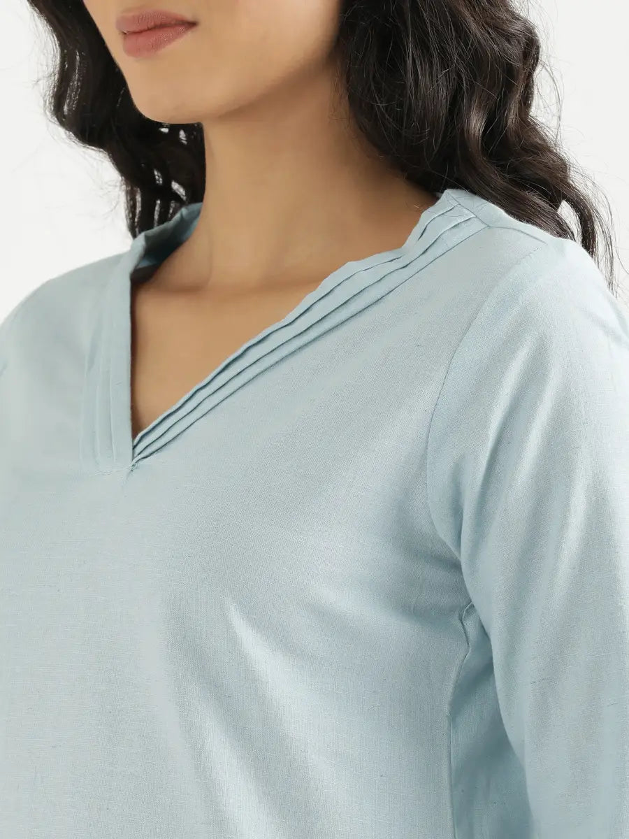 Women Sky Blue Airy Linen V-Neck Short Kurta