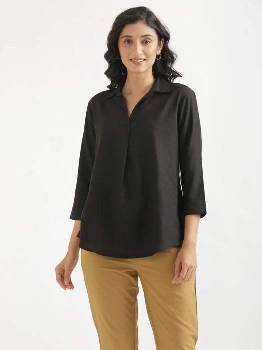 Women Black Flowy Linen Pleated Kurta