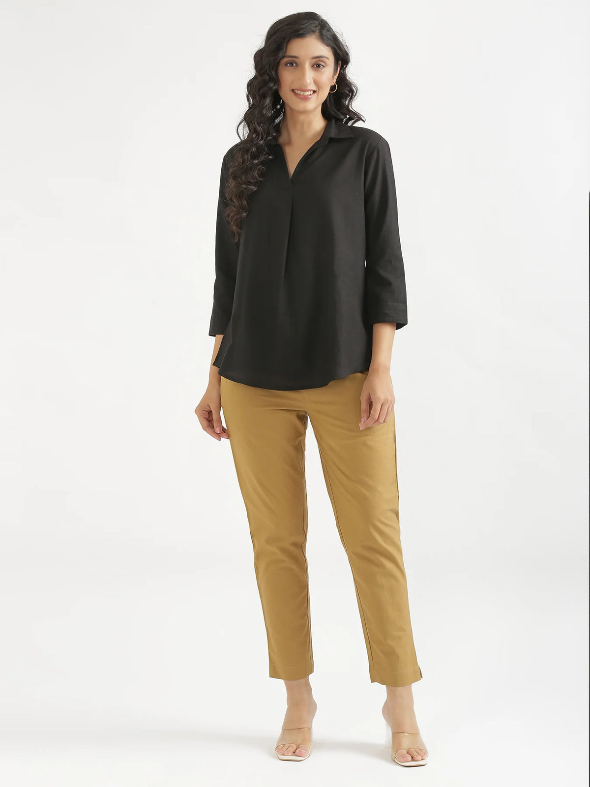 Women Black Flowy Linen Pleated Kurta