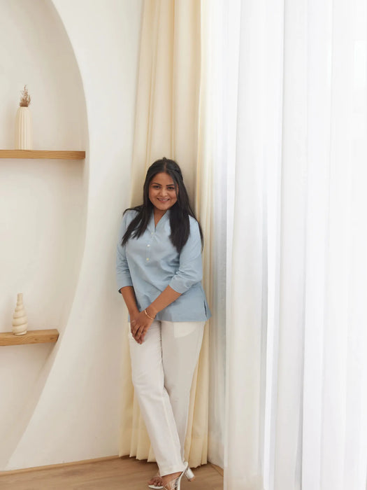 Women Plus Size Sky Blue Airy Linen Short Kurta