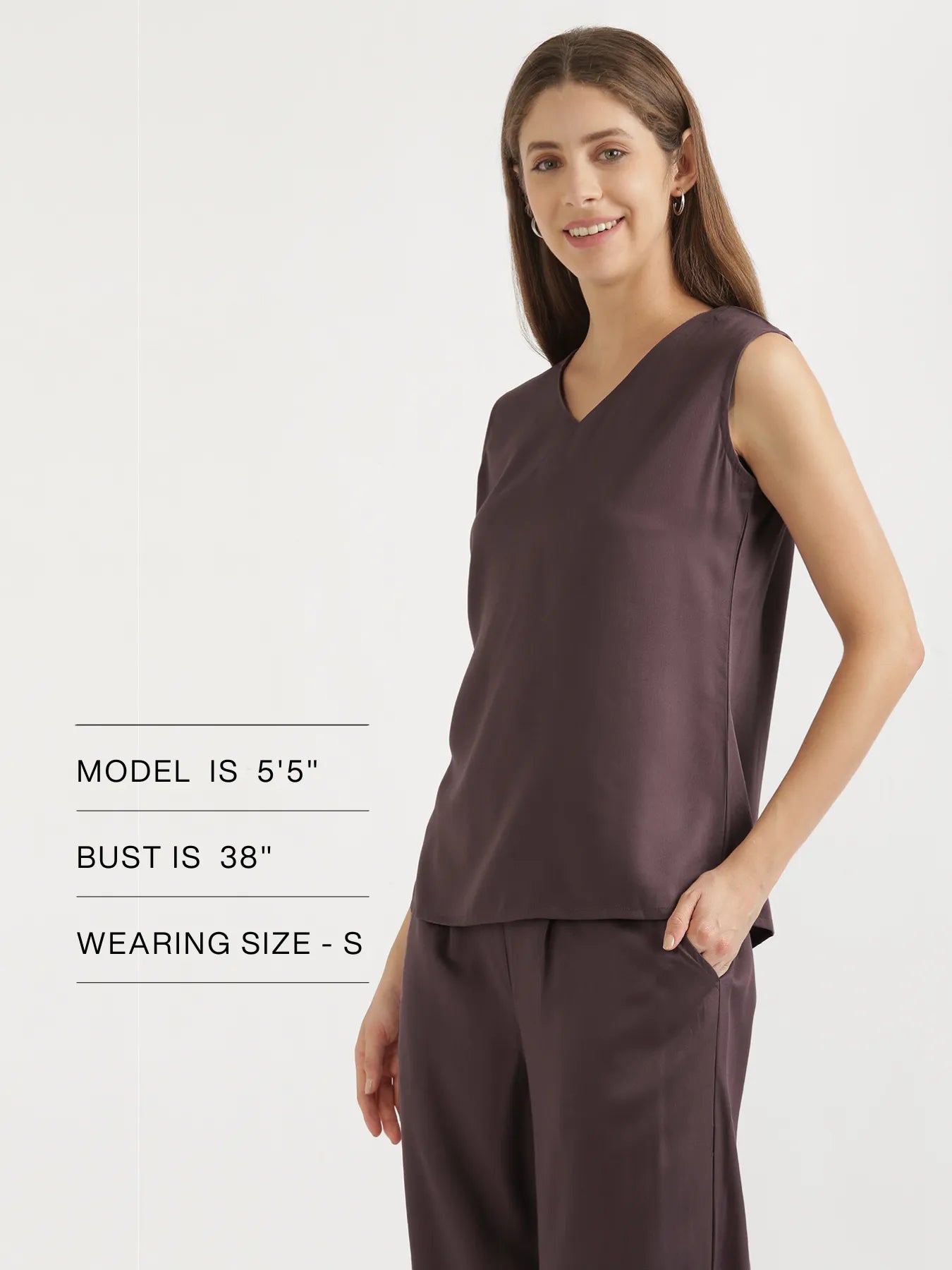 Women Brinjal V-Neck Sleeveless Top