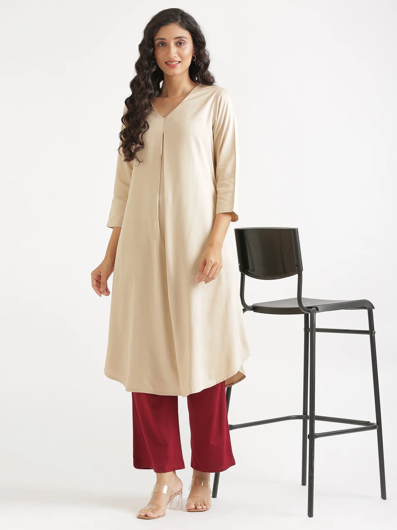 Women Beige Flowy Pleated Kurta