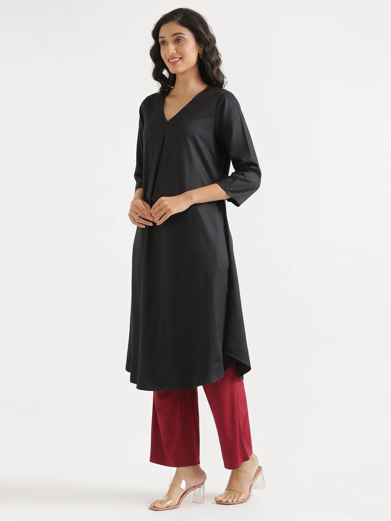 Women Black Flowy Pleated Kurta
