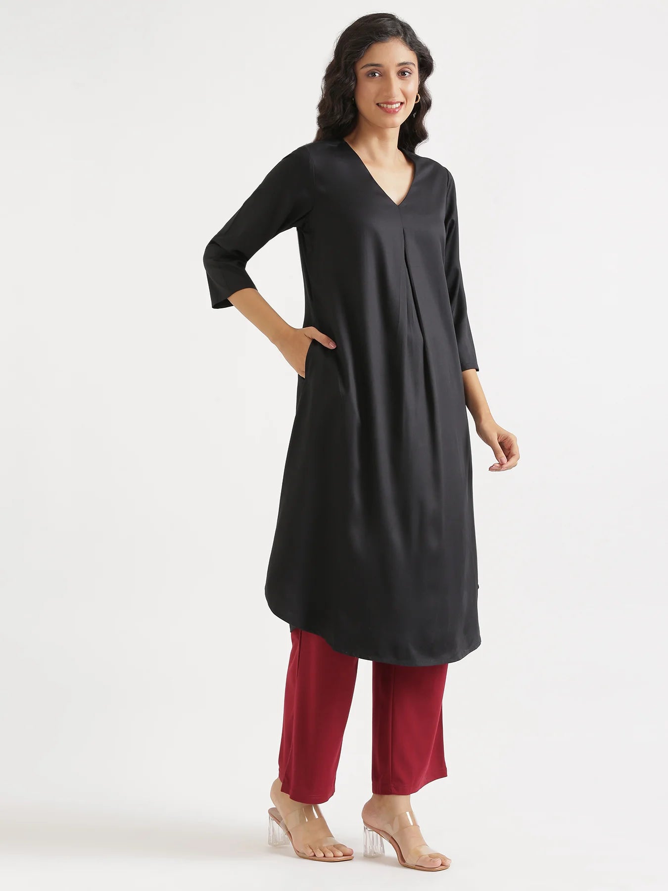 Women Black Flowy Pleated Kurta