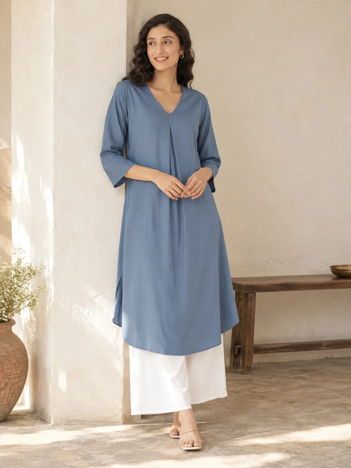 Women English Blue Flowy Pleated Kurta