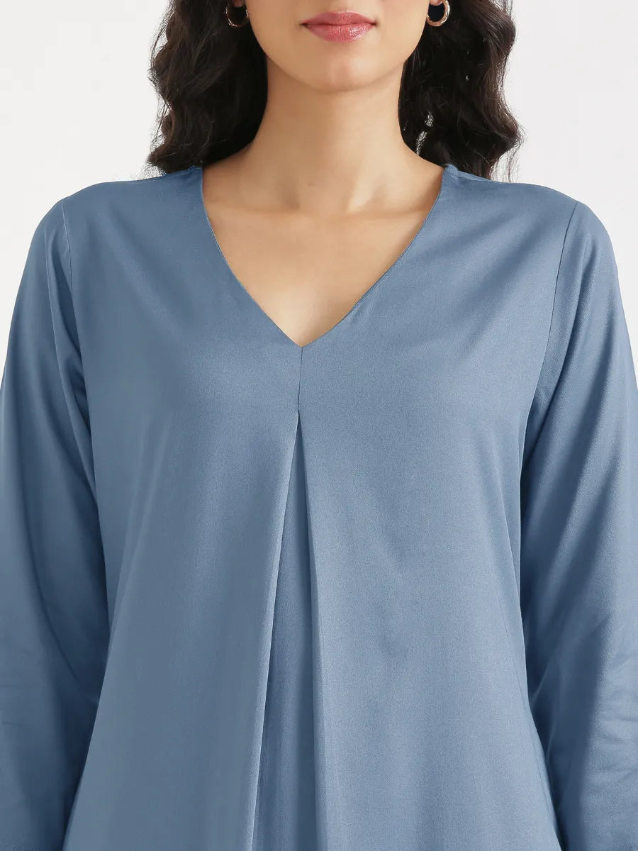 Women English Blue Flowy Pleated Kurta
