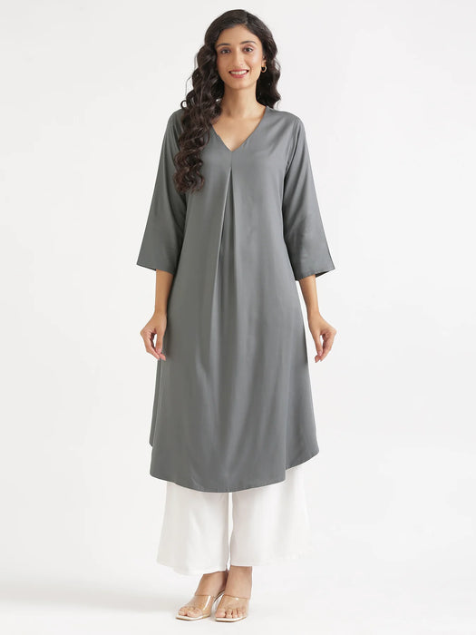 Women Grey Flowy Pleated Kurta