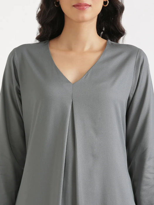 Women Grey Flowy Pleated Kurta
