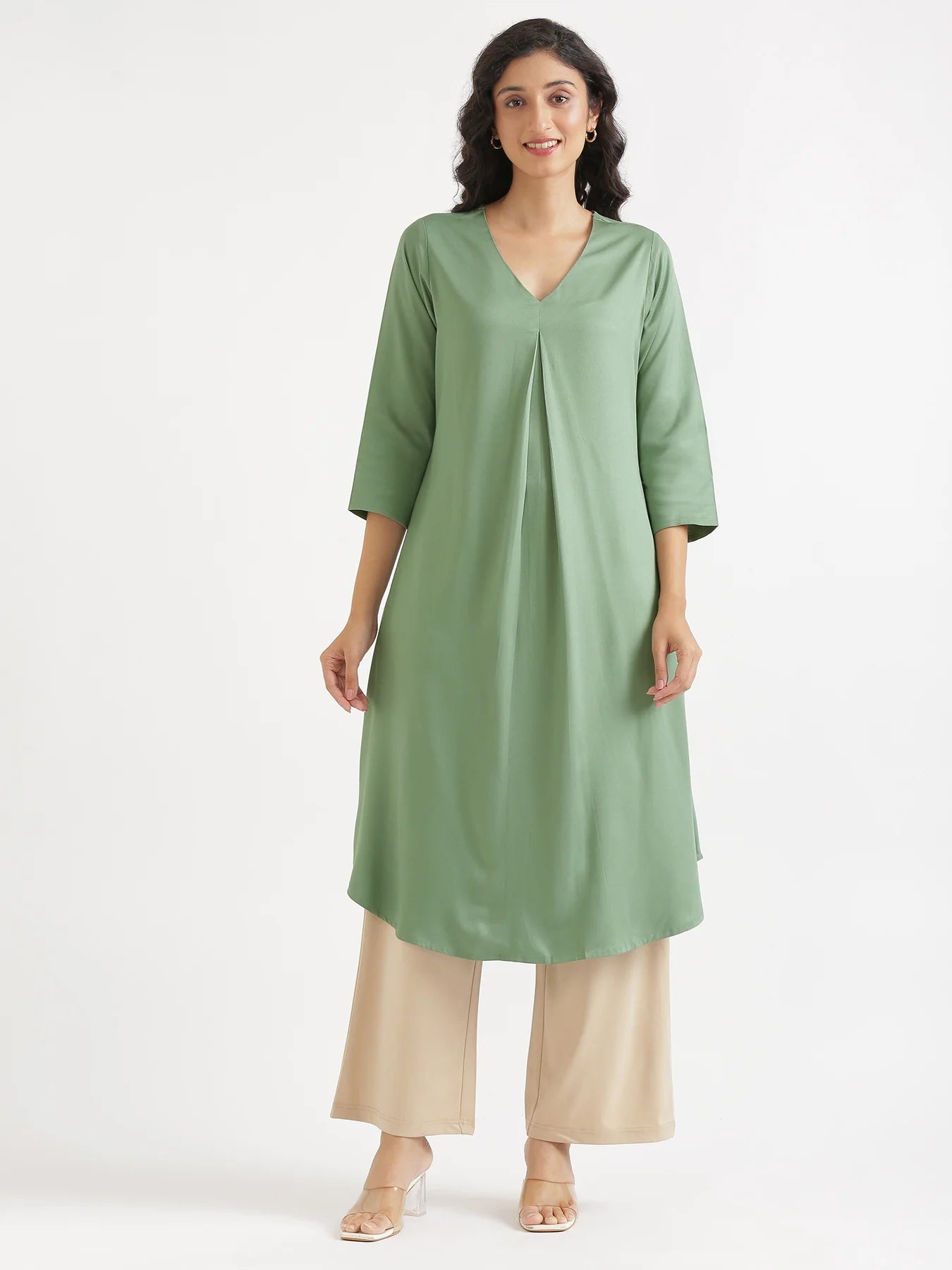 Women Jade Flowy Pleated Kurta
