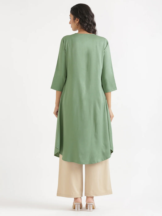 Women Jade Flowy Pleated Kurta