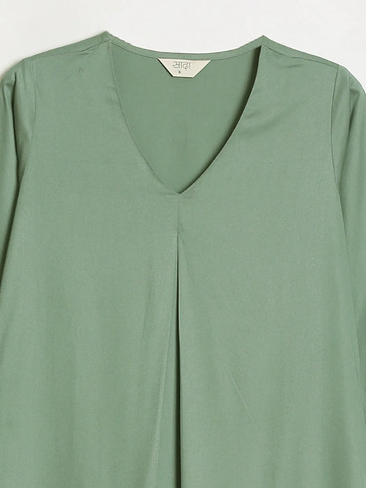 Women Jade Flowy Pleated Kurta