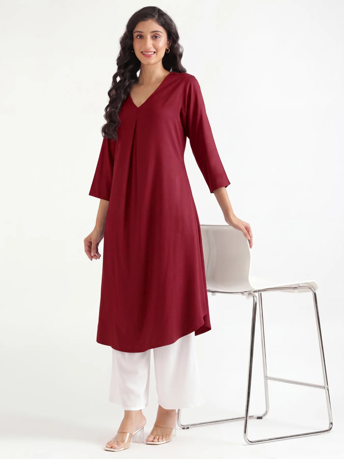 Women Maroon Flowy Pleated Kurta