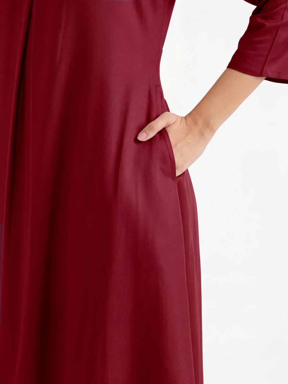 Women Maroon Flowy Pleated Kurta