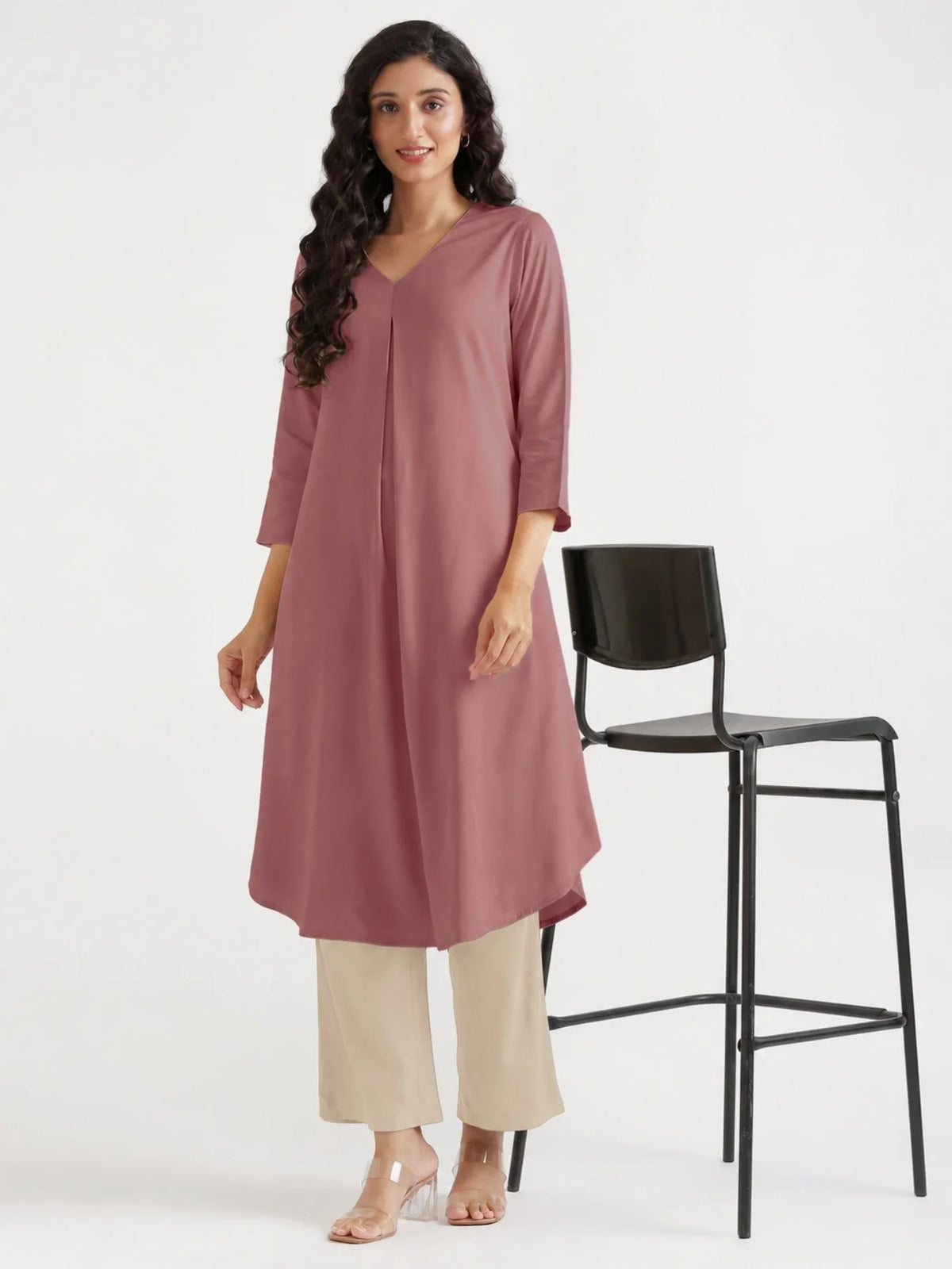 Women Rose Taupe Flowy Pleated Kurta