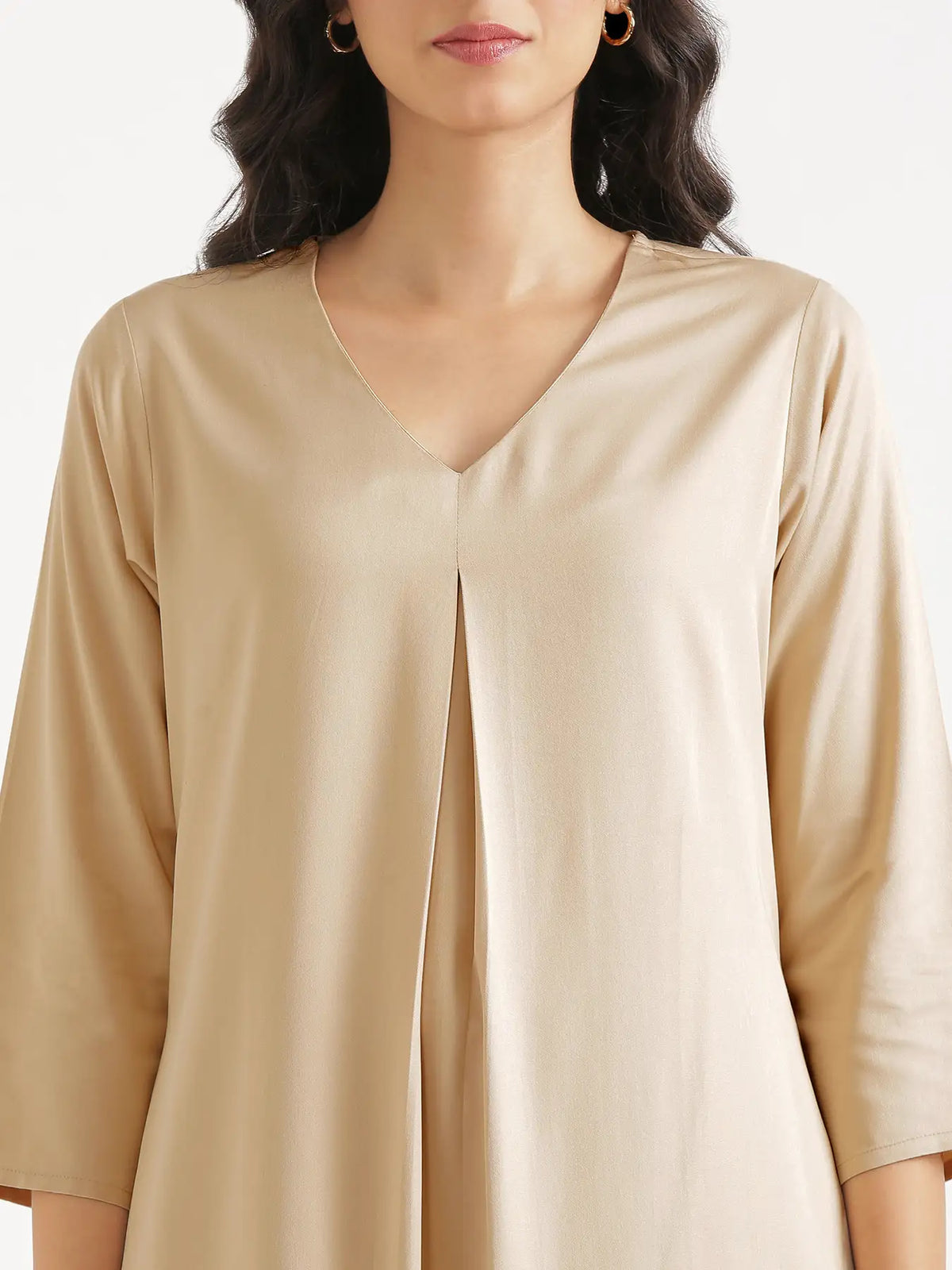 Women Taupe Flowy Pleated Kurta