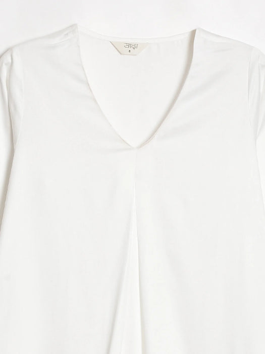 Women White Flowy Pleated Kurta