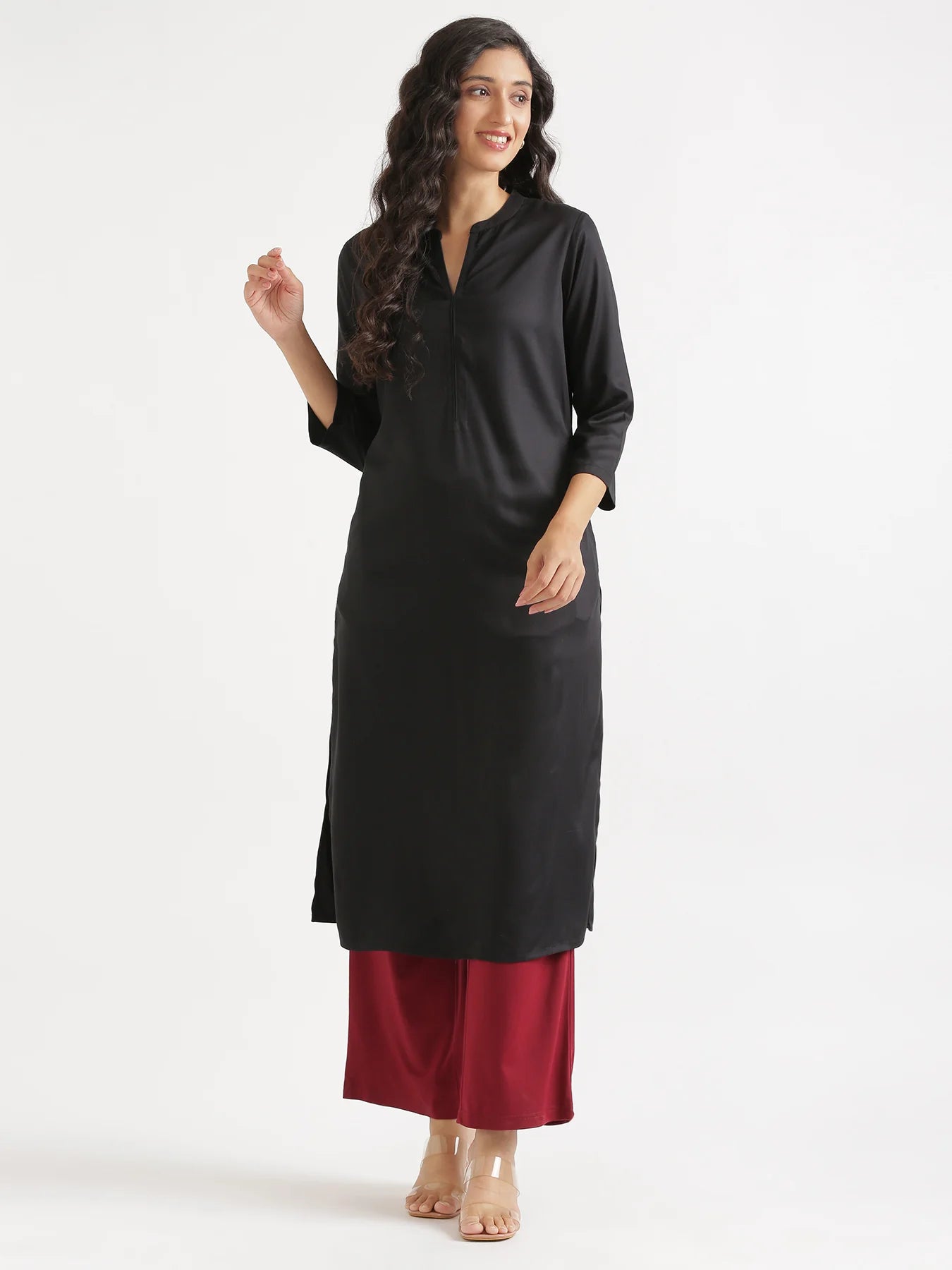 Women Black Flowy Straight Long Kurta