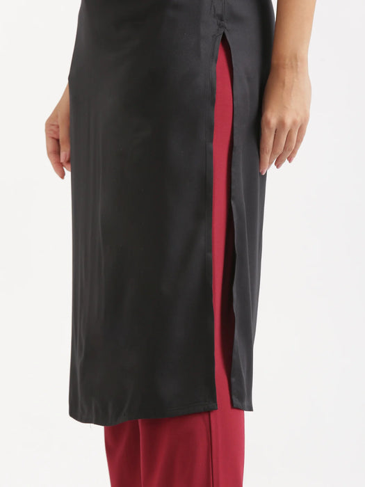 Women Black Flowy Straight Long Kurta