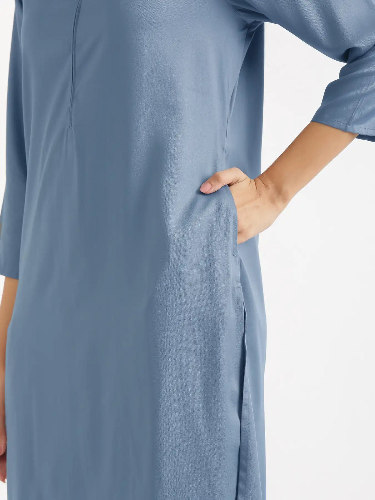 Women English Blue Flowy Straight Long Kurta