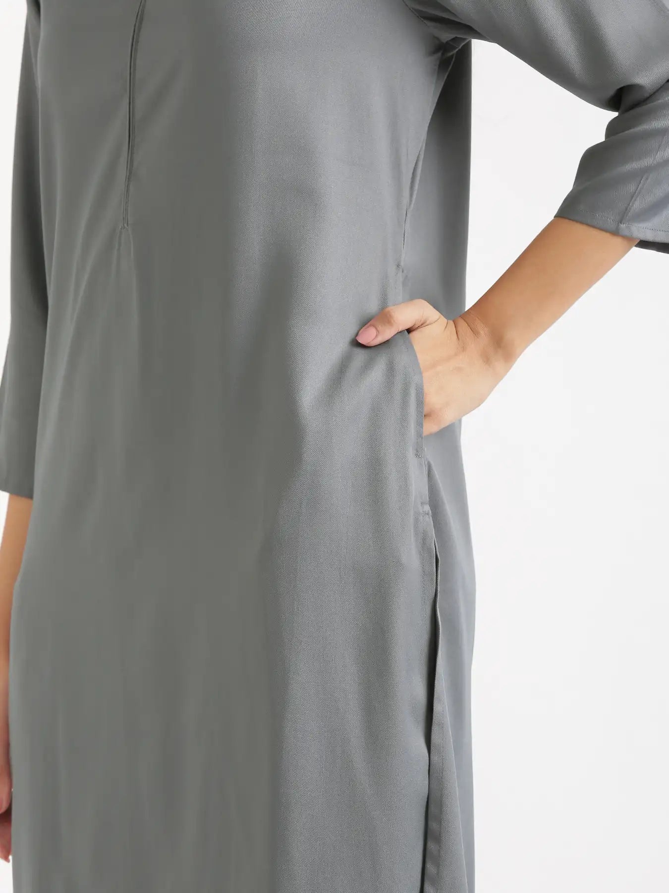 Women Grey Flowy Straight Long Kurta