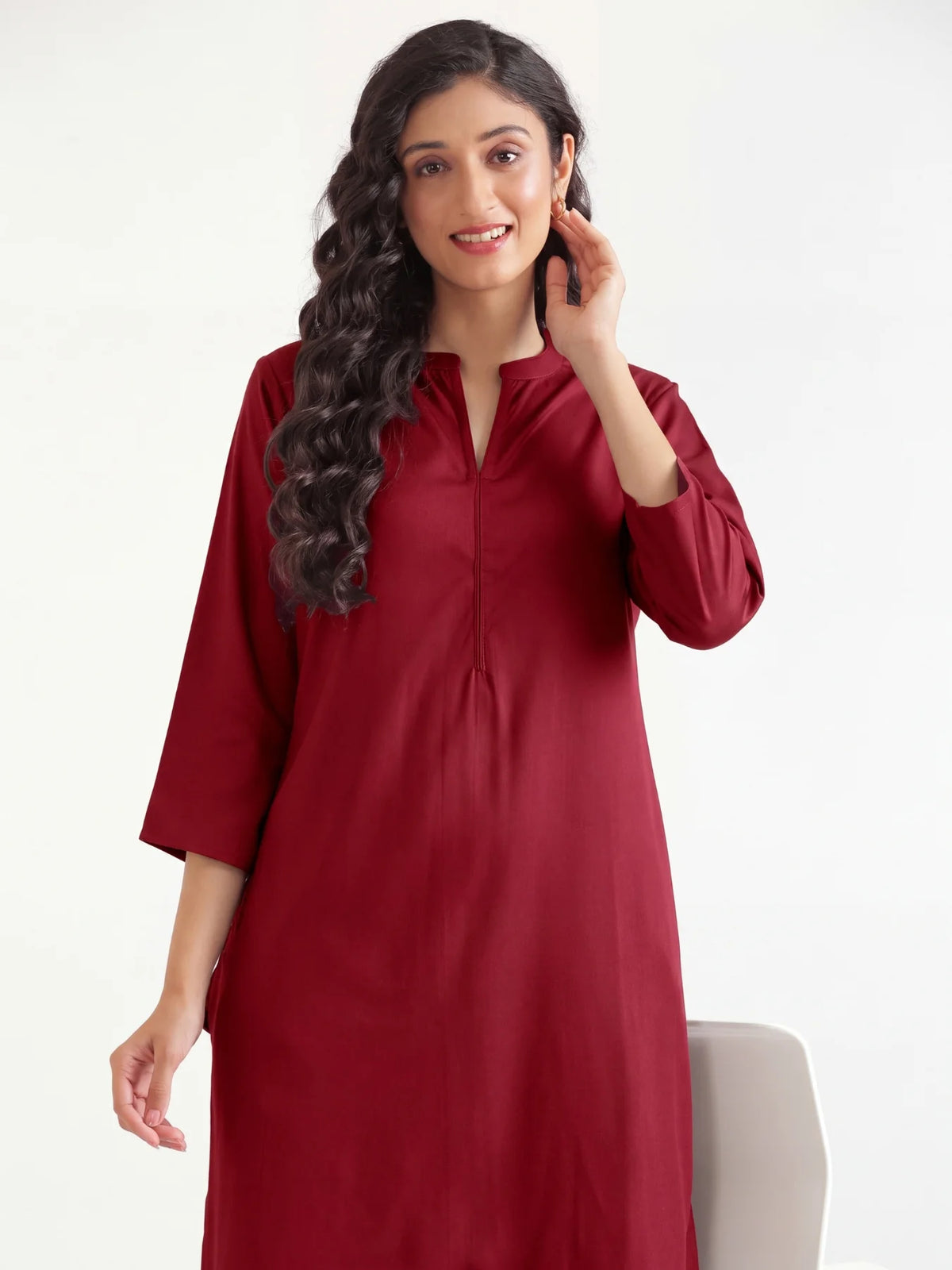 Women Maroon Flowy Straight Long Kurta
