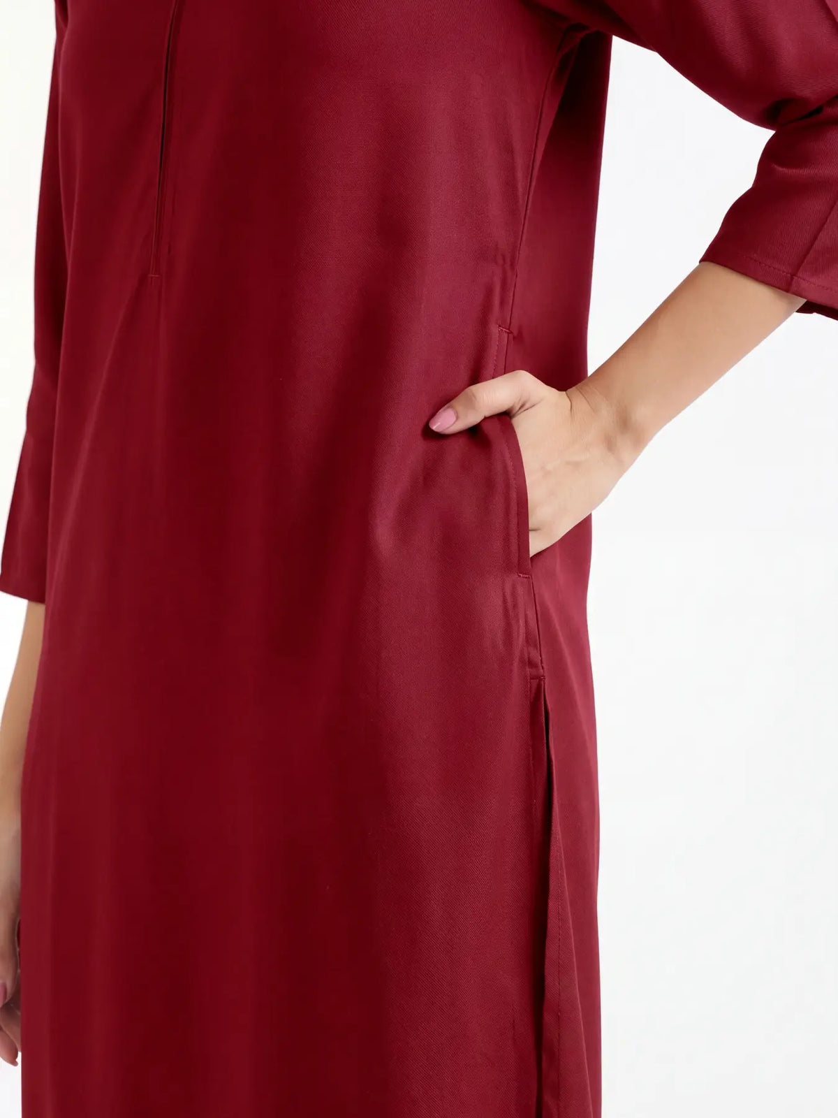 Women Maroon Flowy Straight Long Kurta