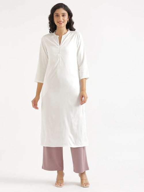 Women White Flowy Straight Long Kurta