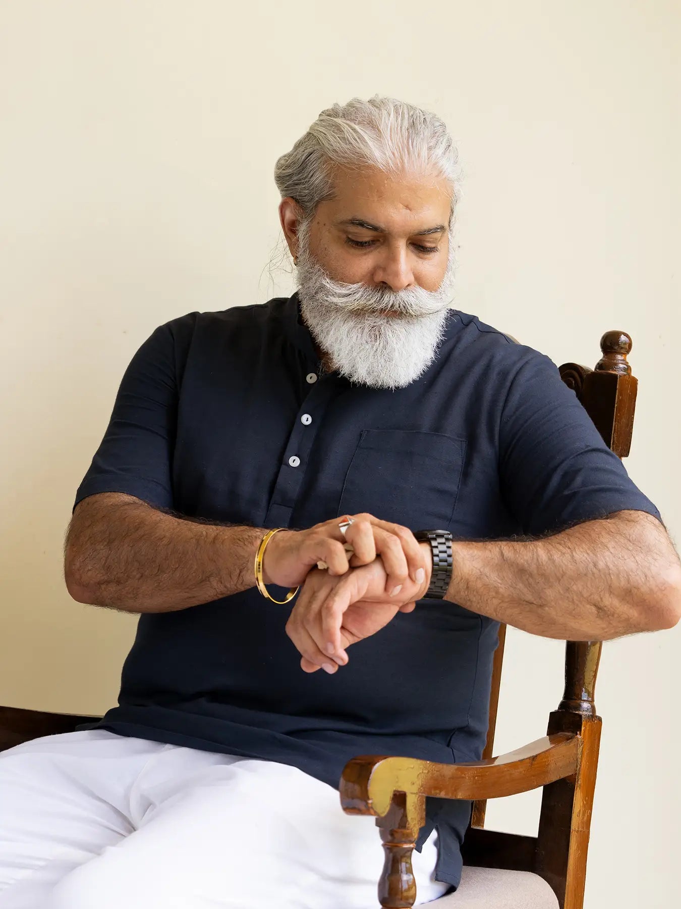 Men Flowy Linen Half Sleeve Navy Blue Kurta
