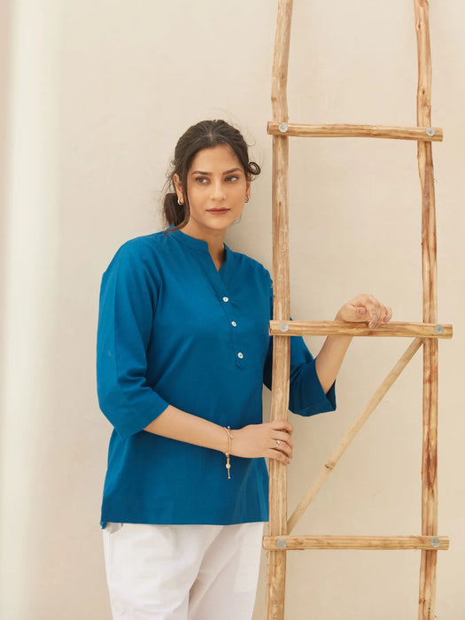 Women Turquoise Airy Linen Short Kurta