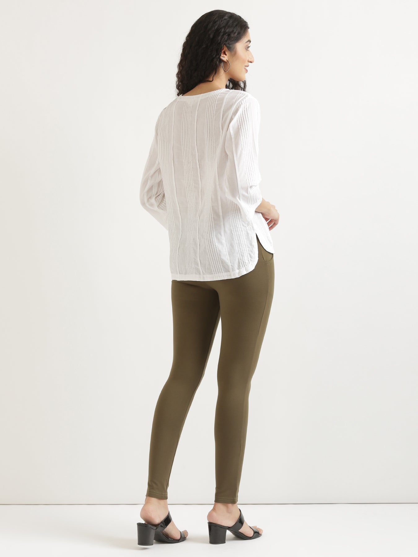 Women Olive Green Cotton Churidar Leggings