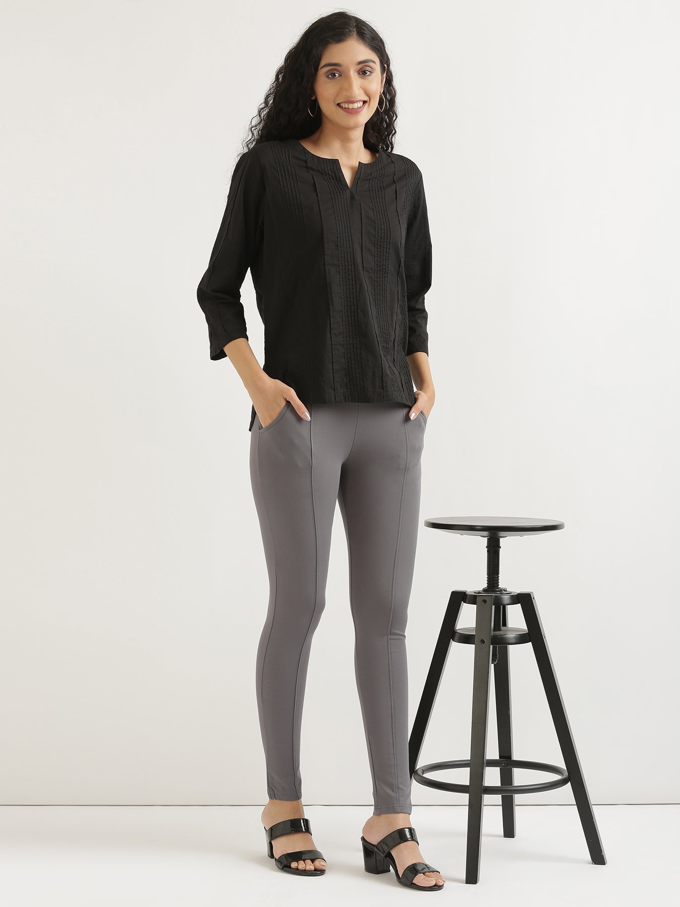 Gray Casual Wear Ladies 4 Way Lycra Yoga Pants, Size: 28 To 36 at